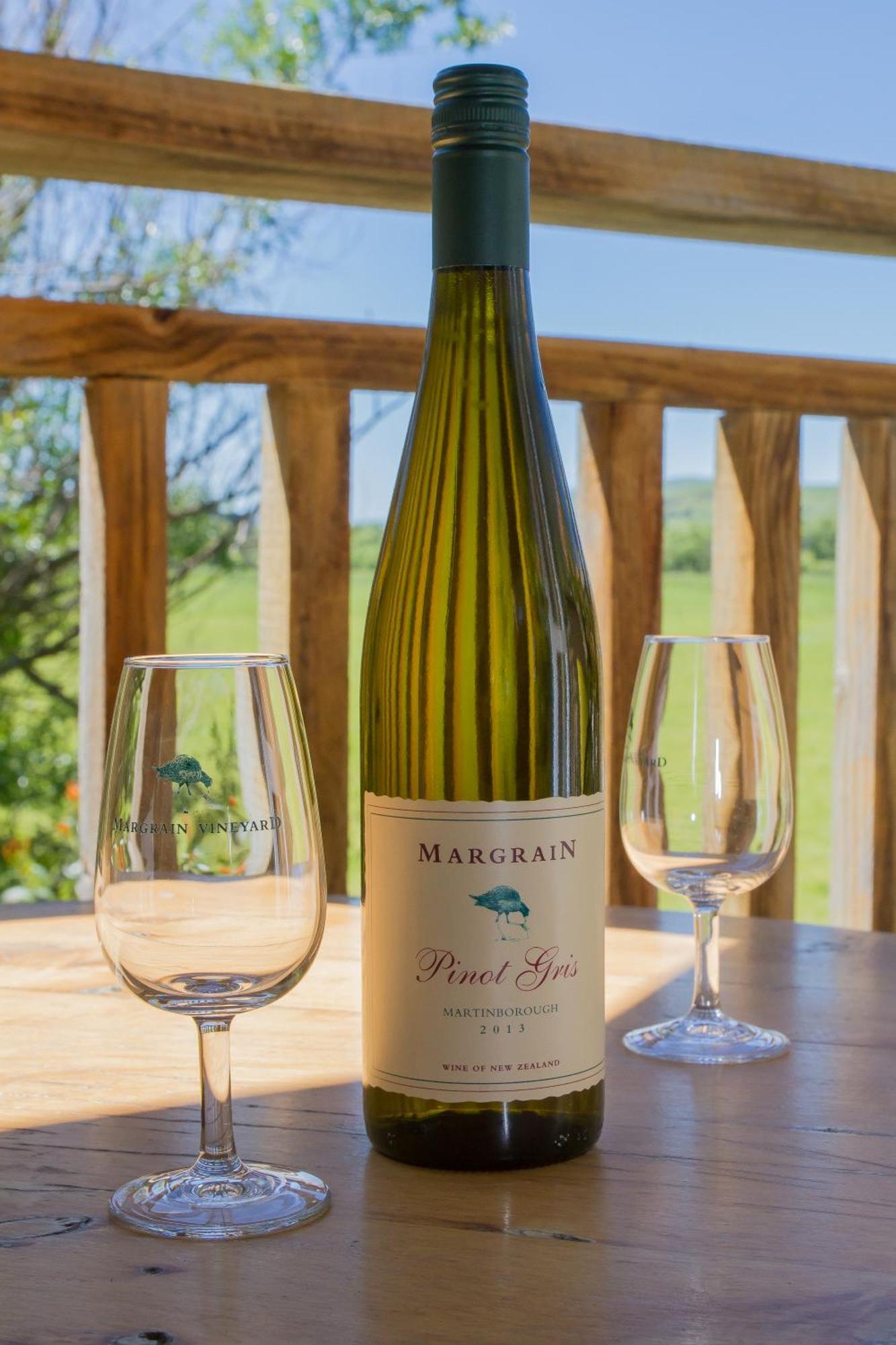 Margrain Vineyard Villas Martinborough Exterior photo